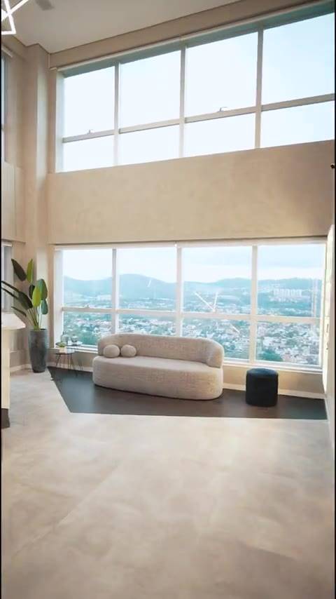 Tour em vídeo pelo atelier